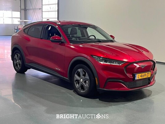 Ford Mustang Mach-E RWD 75 kWh 258pk 2021 (Origineel-NL), L-469-ZT