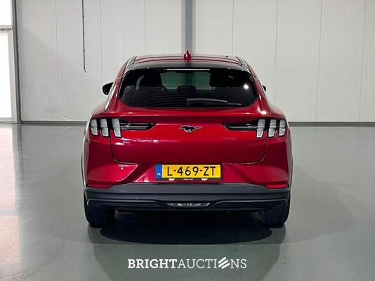 Ford Mustang Mach-E RWD 75 kWh 258pk 2021 (Origineel-NL), L-469-ZT