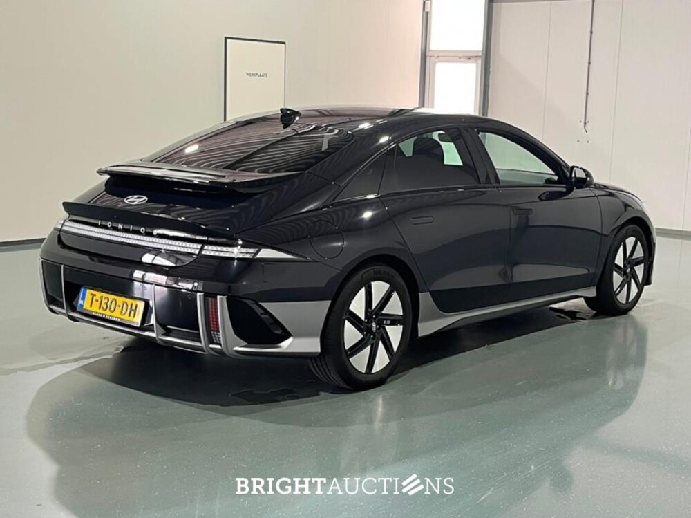 Hyundai IONIQ 6 Connect 77 4 kWh 228pk 2023 (Origineel-NL), T-130-DH