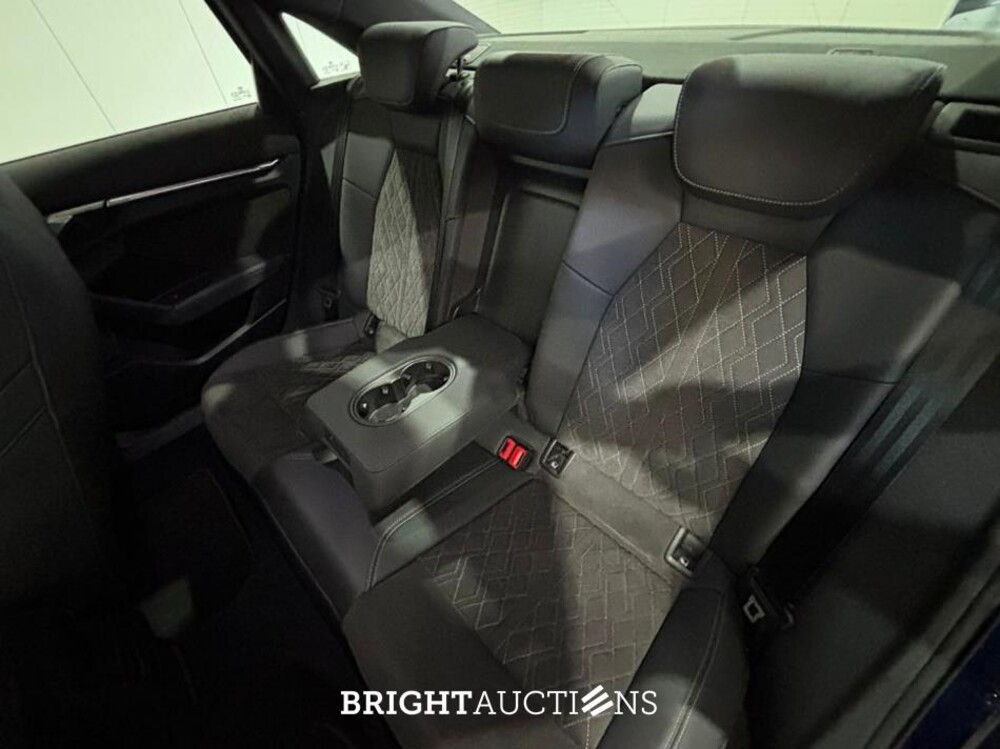 Audi A3 Limousine 30 S edition TFSI 110pk 2021 (Origineel-NL), L-771-JK