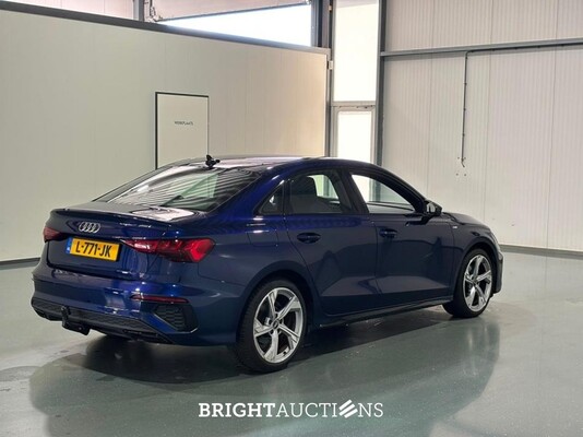 Audi A3 Limousine 30 S edition TFSI 110pk 2021 (Origineel-NL), L-771-JK