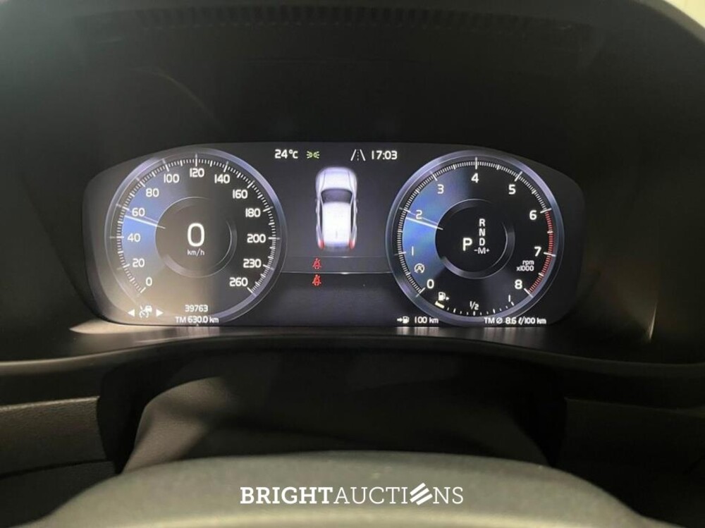 Volvo XC40 T3 Momentum 1.5 163pk 2020 (Origineel-NL), J-009-GG