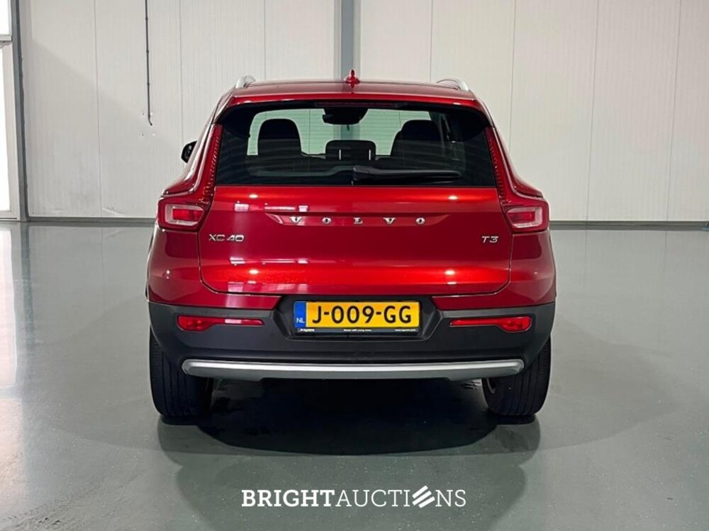 Volvo XC40 T3 Momentum 1.5 163pk 2020 (Origineel-NL), J-009-GG