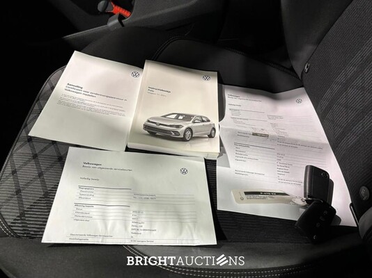 Volkswagen Polo R-Line Business IQ Light 1.0 TSI 110pk 2022 (Origineel-NL), P-478-XX