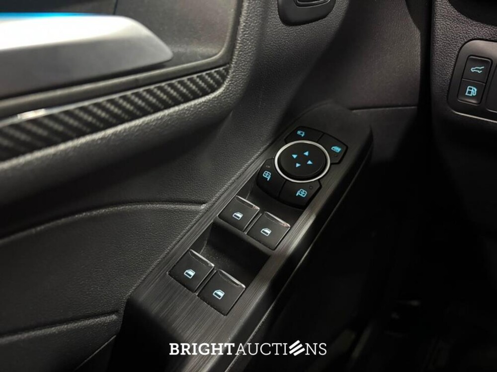 Ford Kuga PHEV ST-Line X Winter 2.5 302pk 2025, KPX-32-P
