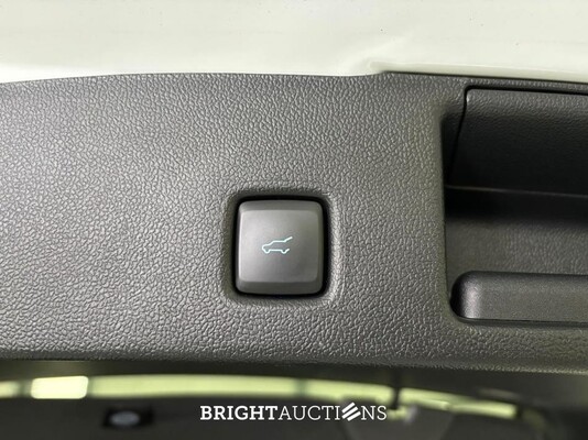 Ford Kuga PHEV ST-Line X Winter 2.5 302pk 2025, KPX-32-P