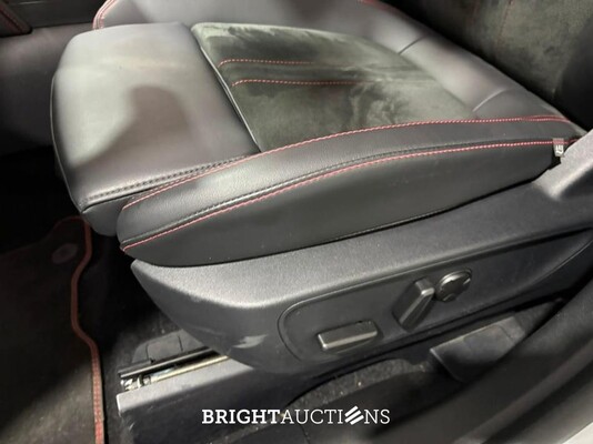 Ford Kuga PHEV ST-Line X Winter 2.5 302pk 2025, KPX-32-P
