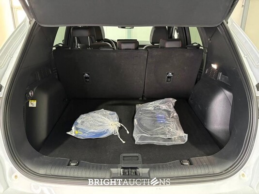 Ford Kuga PHEV ST-Line X Winter 2.5 302pk 2025, KPX-32-P