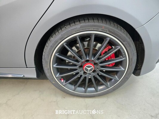 Mercedes-Benz A45 AMG 45 4MATIC 381pk 2017 A-klasse, RK-365-F