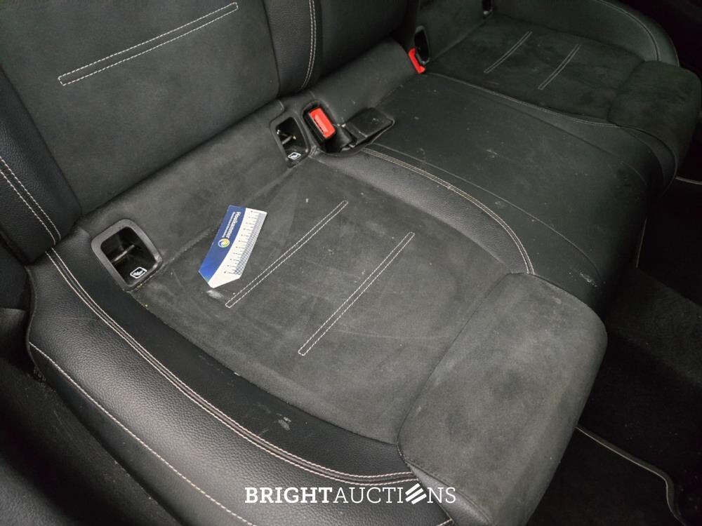 Mercedes-Benz A250 e Business Solution AMG Limited 262pk 2021 A-klasse, GJS-09-H