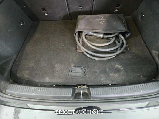 Mercedes-Benz A250 e Business Solution AMG Limited 262pk 2021 A-klasse, GJS-09-H