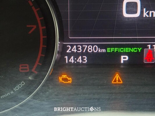 Audi A4 Avant ultra Sport S-Line Edition 2.0 TFSI 190pk 2017 (Origineel-NL), NP-739-K