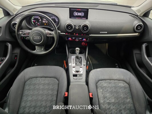 Audi A3 Sportback e-tron PHEV Ambition Pro Line plus 1.4 150pk 2016 (Origineel-NL), JN-001-S