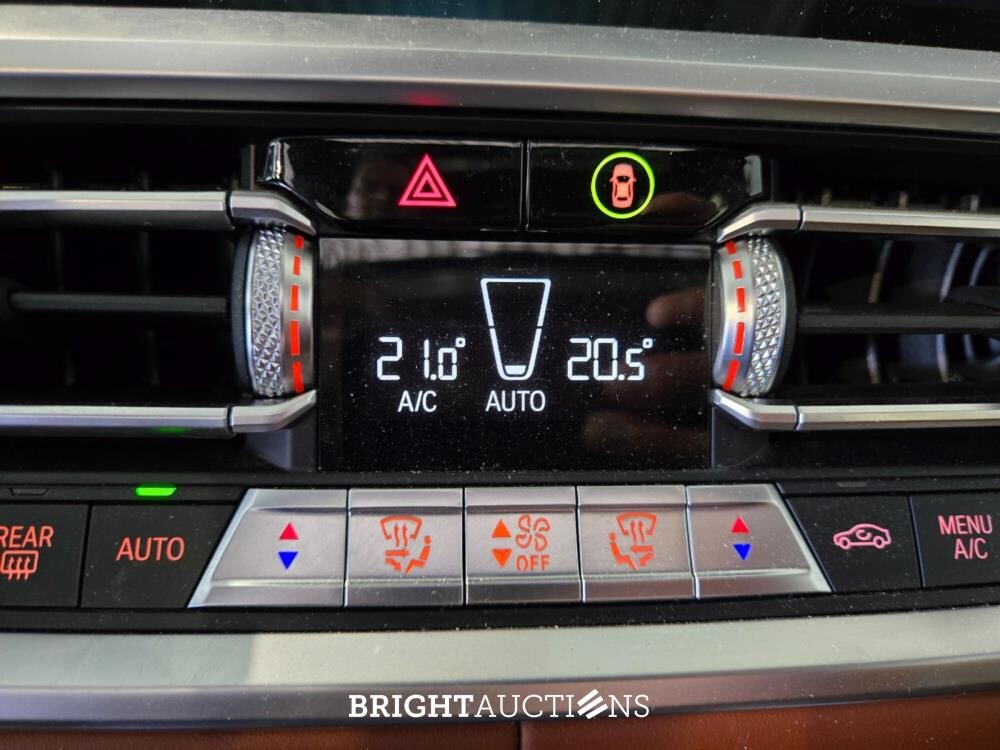 BMW 330e xDrive 3-serie eDrive Edition 296pk 2020 (Origineel-NL) 3-Serie, J-942-LN