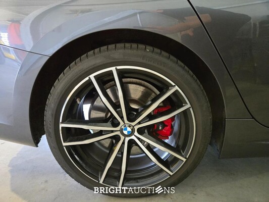 BMW 330e xDrive 3-serie eDrive Edition 296pk 2020 (Origineel-NL) 3-Serie, J-942-LN