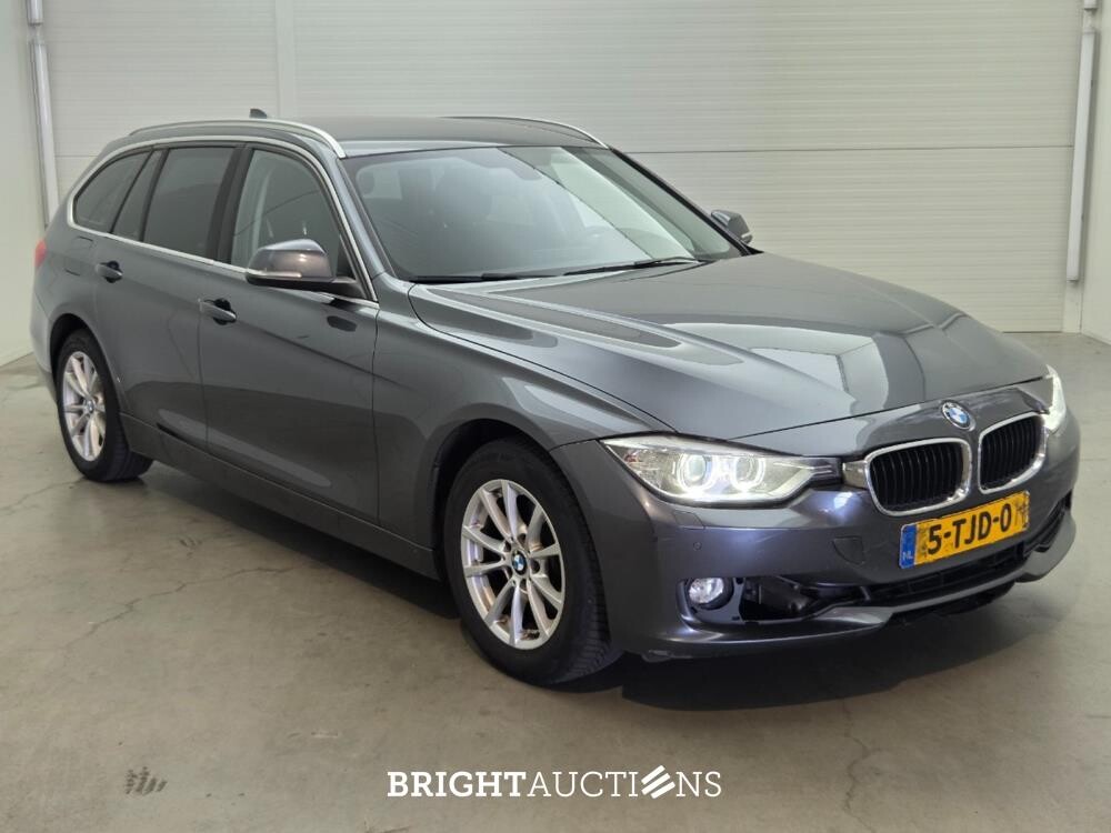BMW 316i 3-serie Touring Executive 136pk 2014 (Origineel-NL) 3-Serie, 5-TJD-01