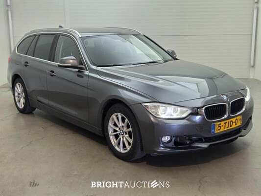 BMW 316i 3-serie Touring Executive 136pk 2014 (Origineel-NL) 3-Serie, 5-TJD-01