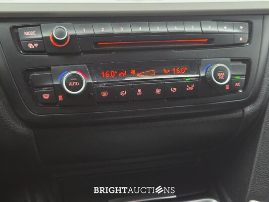 BMW 316i 3-serie Touring Executive 136pk 2014 (Origineel-NL) 3-Serie, 5-TJD-01