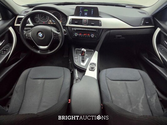 BMW 316i 3-serie Touring Executive 136pk 2014 (Origineel-NL) 3-Serie, 5-TJD-01
