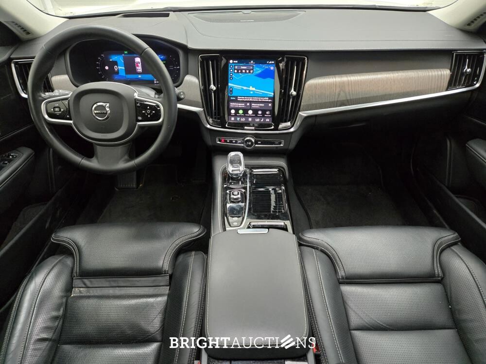 Volvo V90 T6 Plug-in Hybrid Ultimate Bright 2.0 AWD 398pk 2022 (Origineel-NL), P-982-ZL