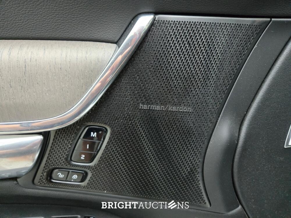 Volvo V90 T6 Plug-in Hybrid Ultimate Bright 2.0 AWD 398pk 2022 (Origineel-NL), P-982-ZL