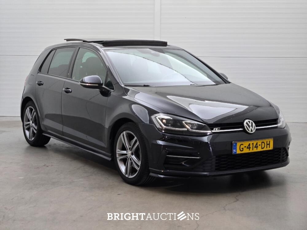 Volkswagen Golf Highline Business R 1.5 TSI 150pk 2018, G-414-DH