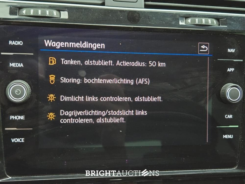 Volkswagen Golf Highline Business R 1.5 TSI 150pk 2018, G-414-DH