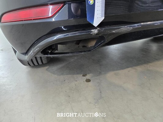 Volkswagen Golf Highline Business R 1.5 TSI 150pk 2018, G-414-DH