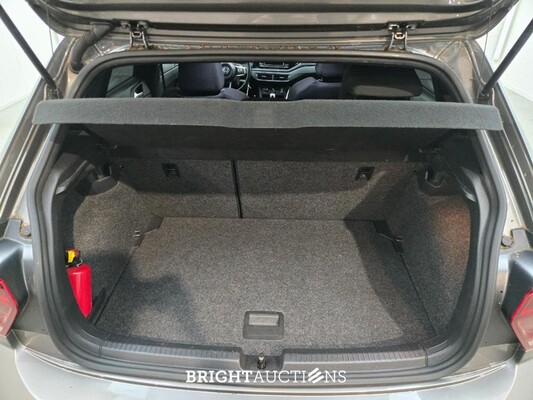 Volkswagen Polo GTI 2.0 TSI 200pk 2020, X-294-RP