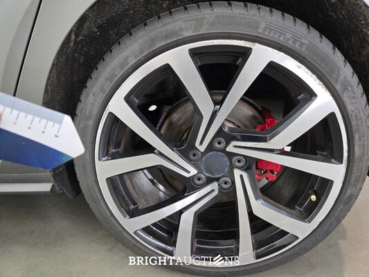Volkswagen Polo GTI 2.0 TSI 200pk 2018, XK-156-R