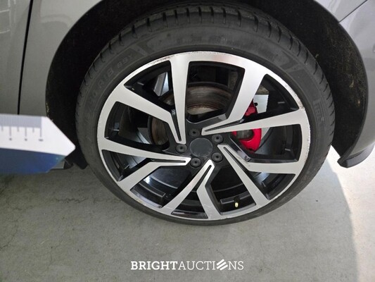 Volkswagen Polo GTI 2.0 TSI 200pk 2018, XK-156-R