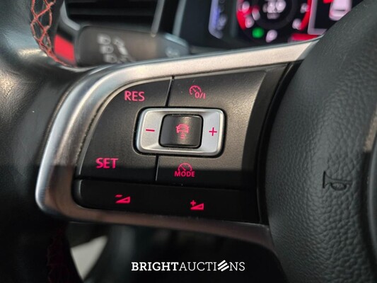 Volkswagen Polo GTI 2.0 TSI 200pk 2018, XK-156-R