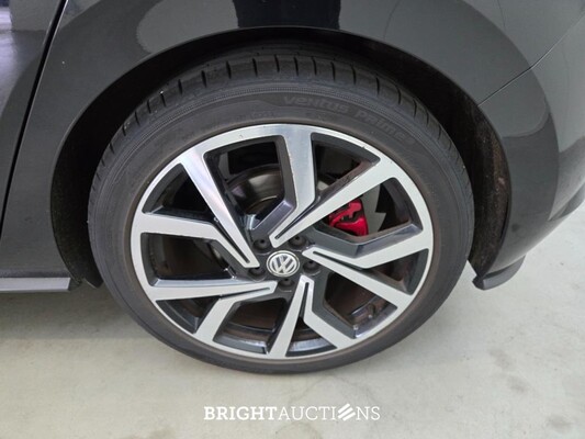 Volkswagen Polo GTI 2.0 TSI 200pk 2019, X-529-RT