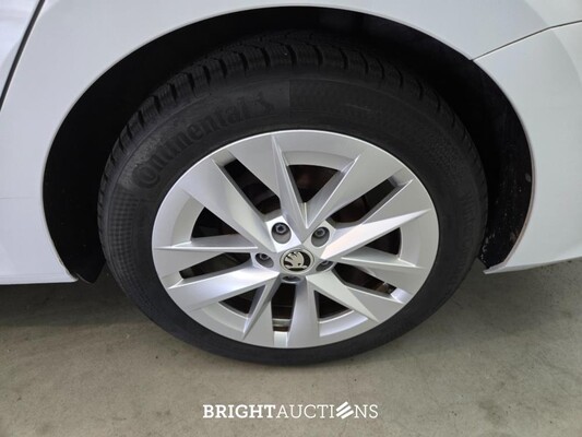 Škoda Octavia Combi e- Business Edition Plus 1.0 TSI 110pk 2022, S-814-XJ
