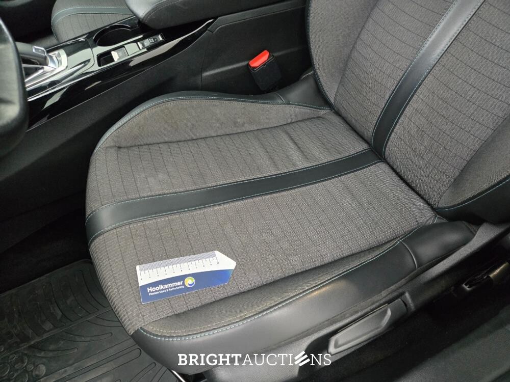 Peugeot 208 Blue Lease Allure 1.2 PureTech 101pk 2019, R-206-FG