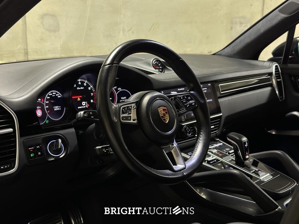 Porsche Cayenne Turbo 4.0 V8 549pk 2018 (Origineel-NL), TK-073-X