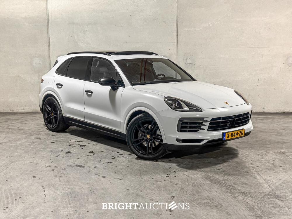 Porsche Cayenne 3.0 E-Hybrid Platinum Edition 462pk 2022, X-844-ZG