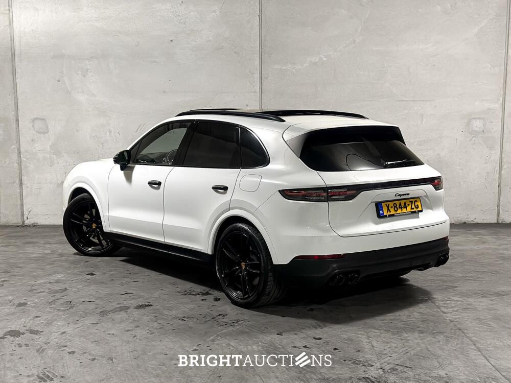 Porsche Cayenne 3.0 E-Hybrid Platinum Edition 462pk 2022, X-844-ZG