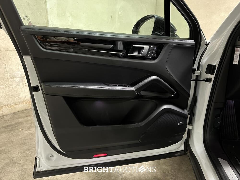 Porsche Cayenne 3.0 E-Hybrid Platinum Edition 462pk 2022, X-844-ZG