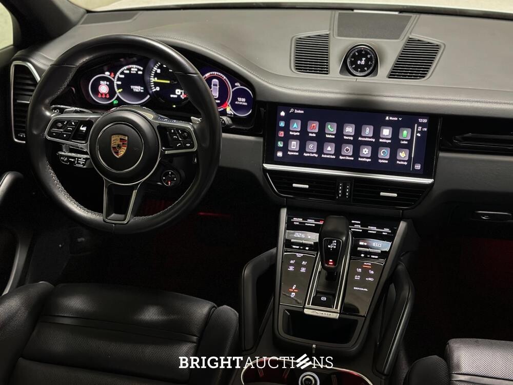 Porsche Cayenne 3.0 E-Hybrid Platinum Edition 462pk 2022, X-844-ZG