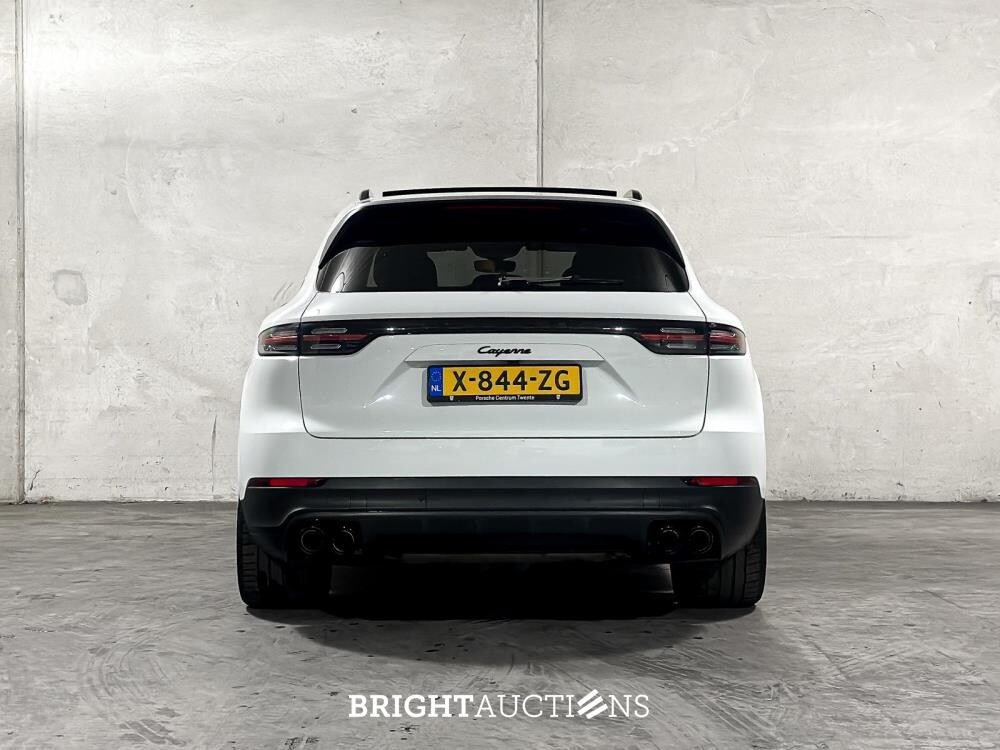Porsche Cayenne 3.0 E-Hybrid Platinum Edition 462pk 2022, X-844-ZG