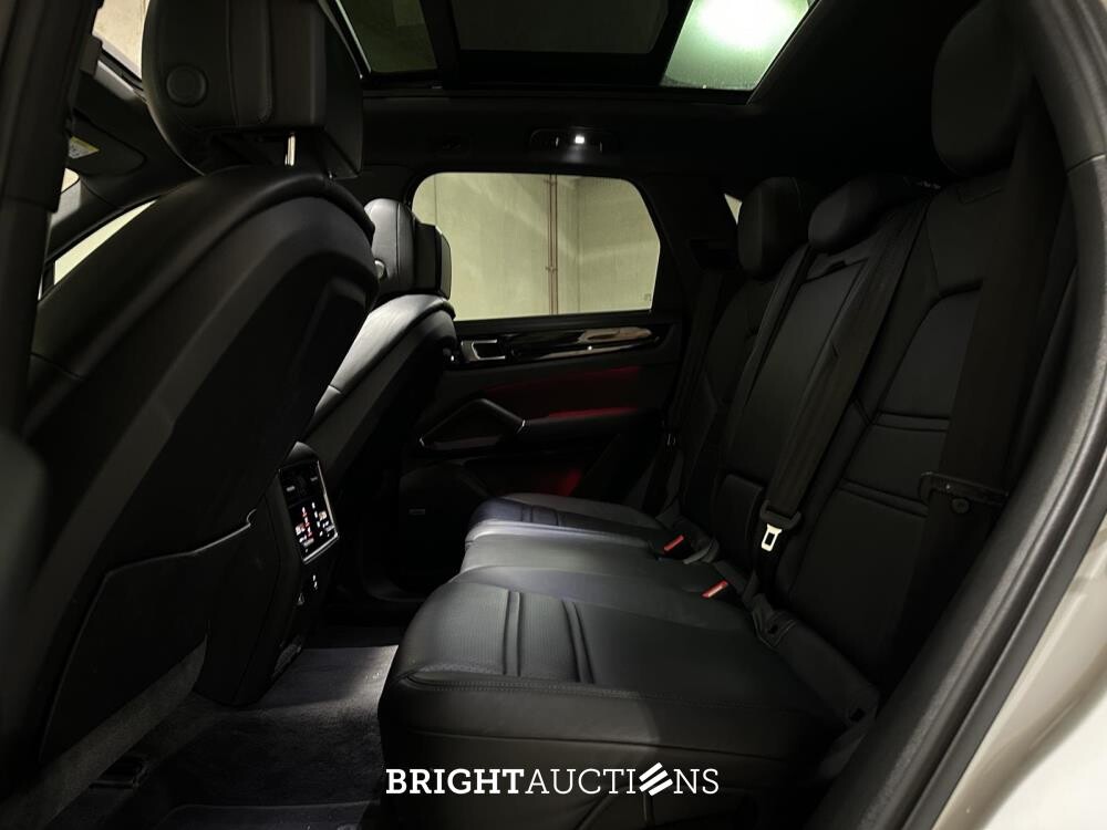 Porsche Cayenne 3.0 E-Hybrid Platinum Edition 462pk 2022, X-844-ZG