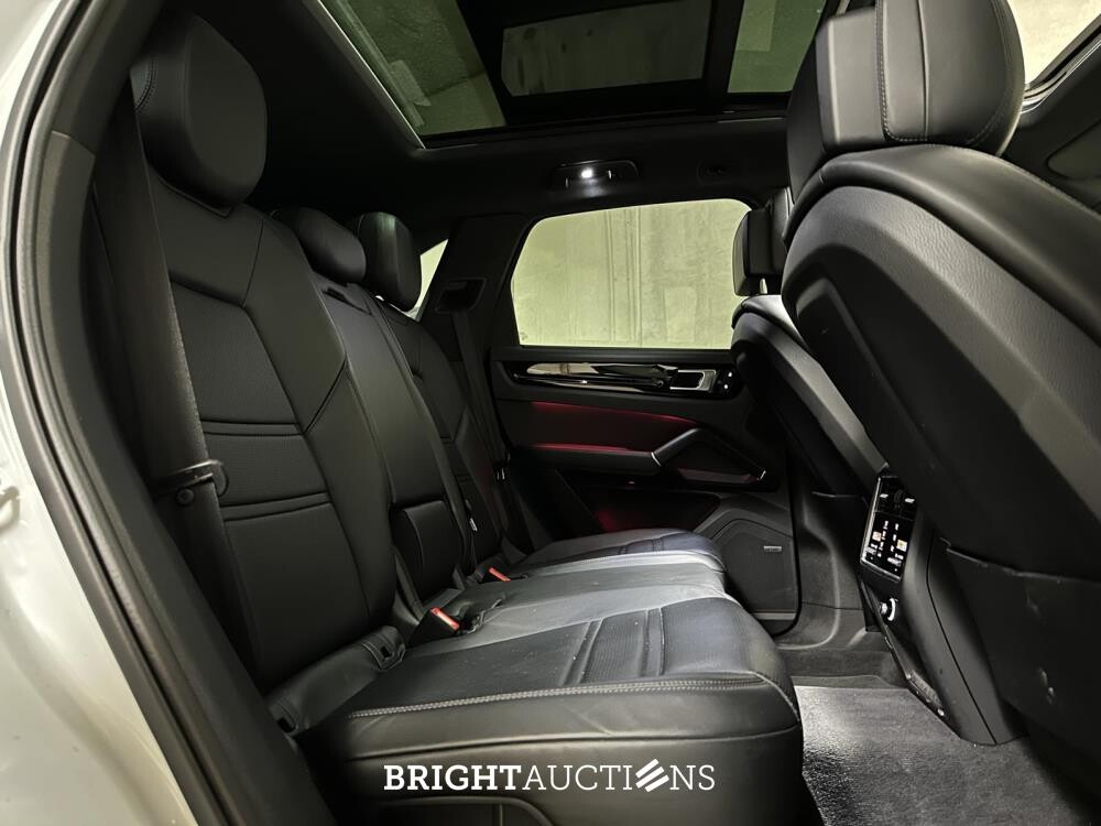 Porsche Cayenne 3.0 E-Hybrid Platinum Edition 462pk 2022, X-844-ZG