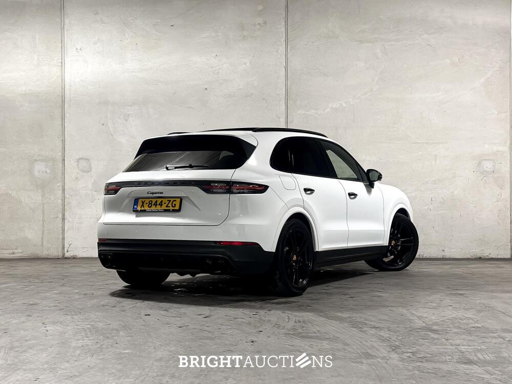 Porsche Cayenne 3.0 E-Hybrid Platinum Edition 462pk 2022, X-844-ZG