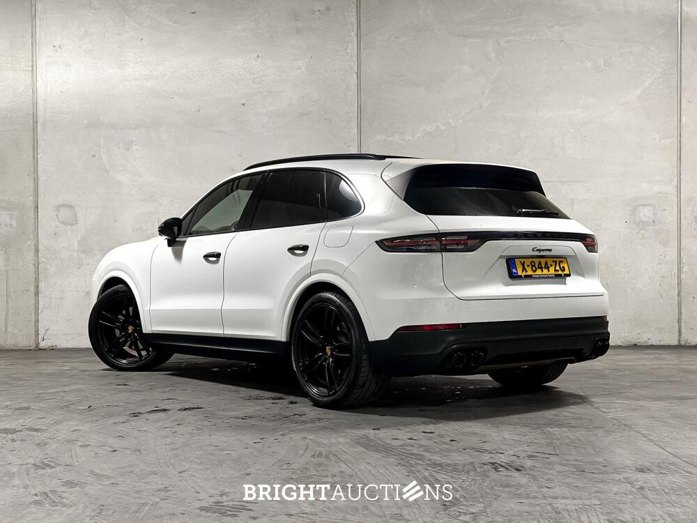 Porsche Cayenne 3.0 E-Hybrid Platinum Edition 462pk 2022, X-844-ZG