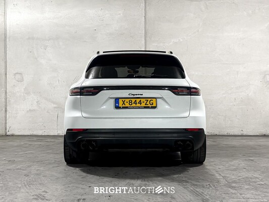 Porsche Cayenne 3.0 E-Hybrid Platinum Edition 462pk 2022, X-844-ZG