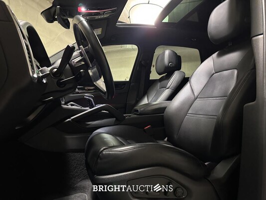 Porsche Cayenne 3.0 E-Hybrid Platinum Edition 462pk 2022, X-844-ZG