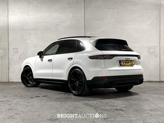 Porsche Cayenne 3.0 E-Hybrid Platinum Edition 462pk 2022, X-844-ZG