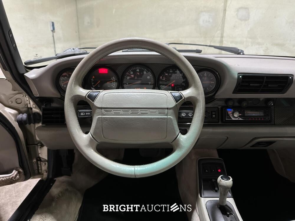 Porsche 911 Carrera 4 3.6 -automaat- 250 pk 1990