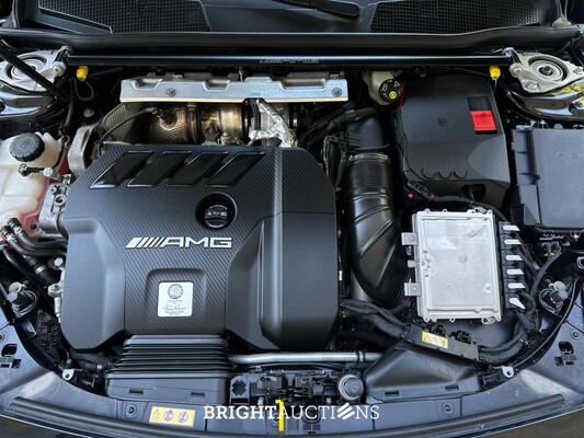 Mercedes-Benz CLA45s 4Matic+ Premium Plus CLA-klasse 421pk 2020, NL-Kenteken
